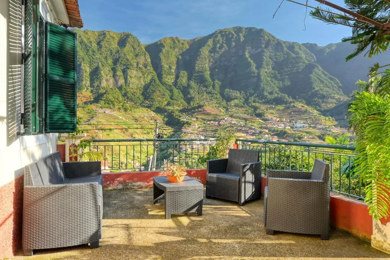 Apartmán Casa Do Pinheiro, A Home In Madeira São Vicente